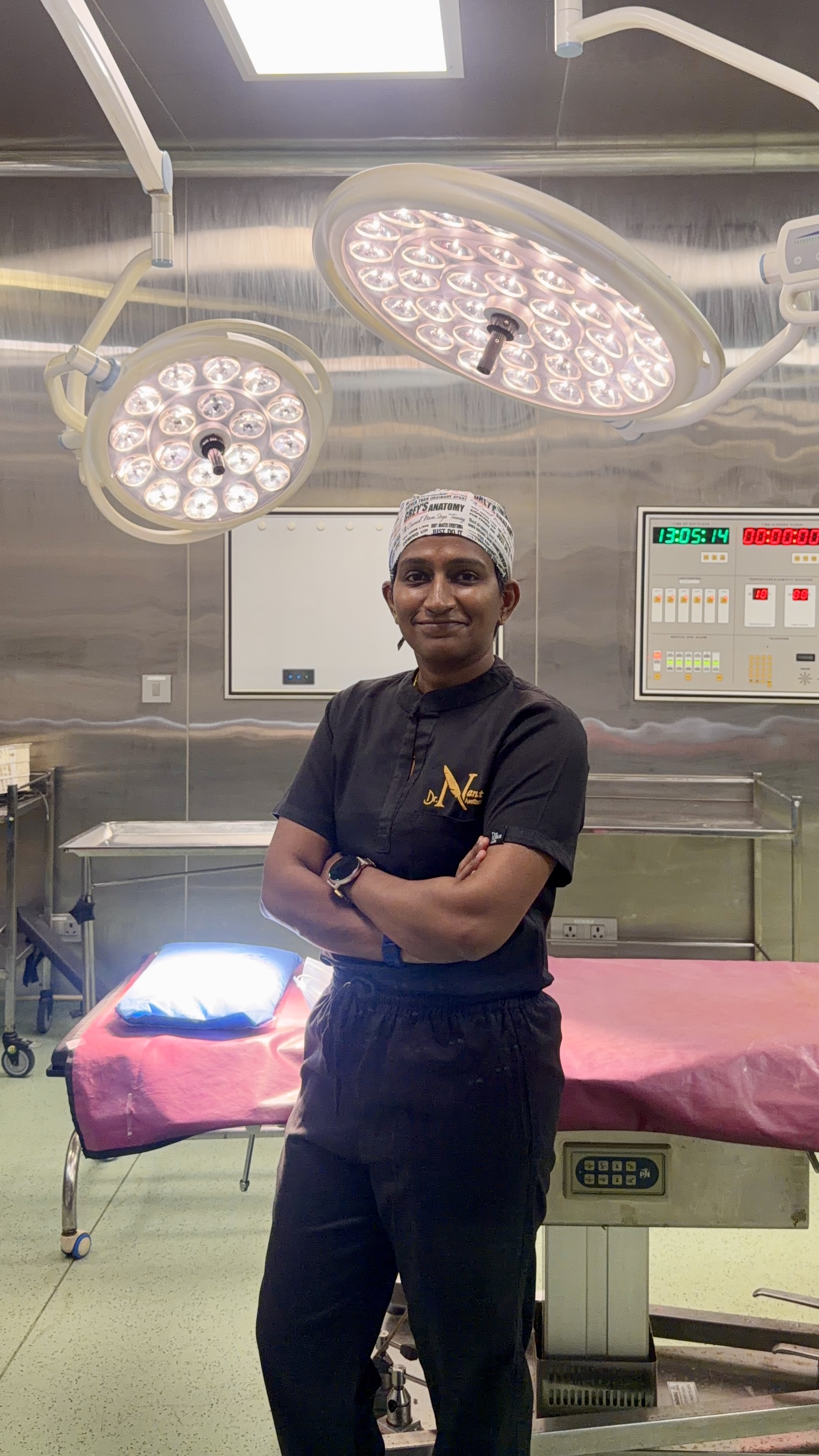 Dr. Nanthini Dhevi - Board Certified Plastic Surgeon & Fitness Coach